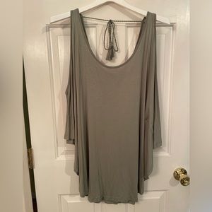 Venus Cold shoulder tunic